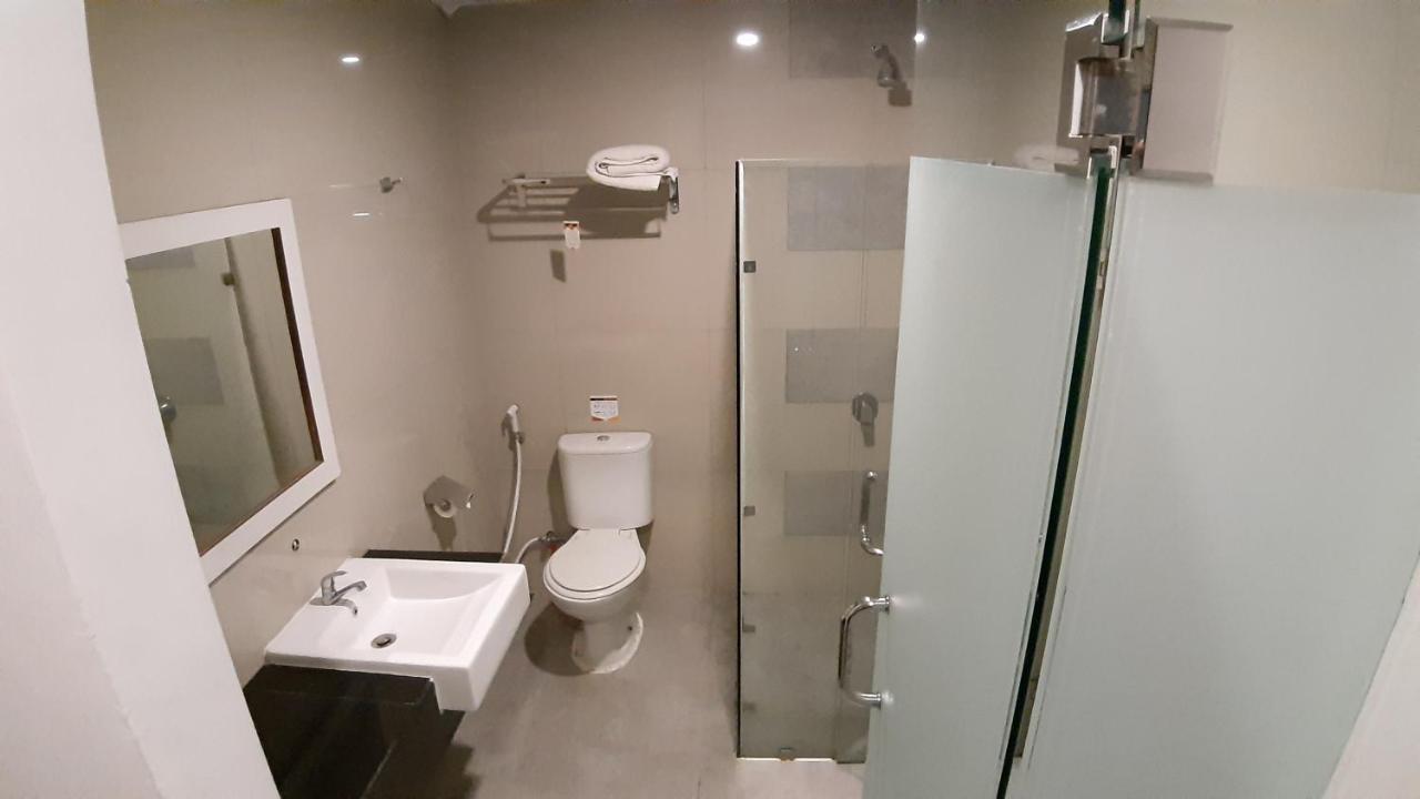 Xtra Hotel Bengkulu Exterior photo