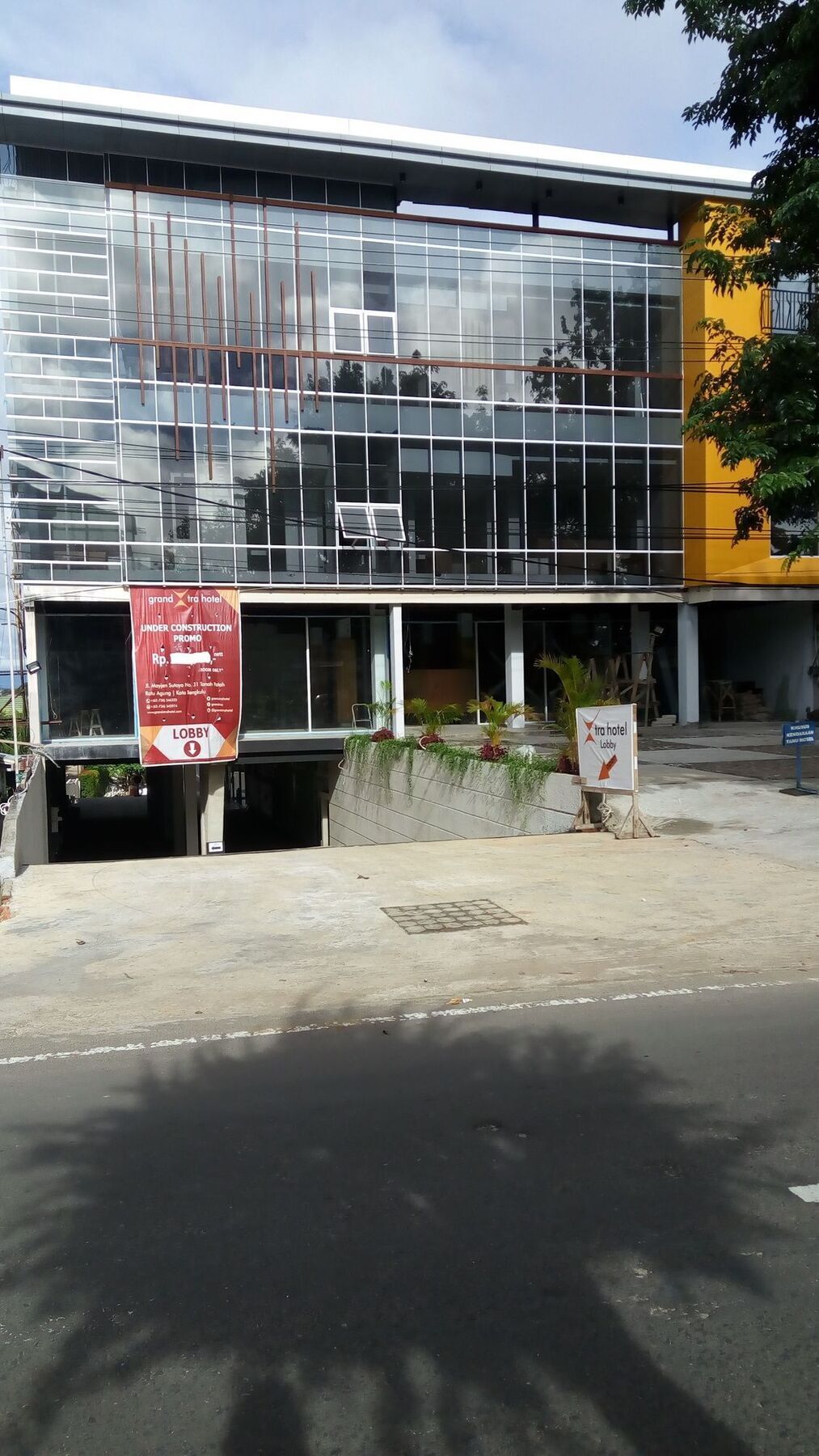 Xtra Hotel Bengkulu Exterior photo